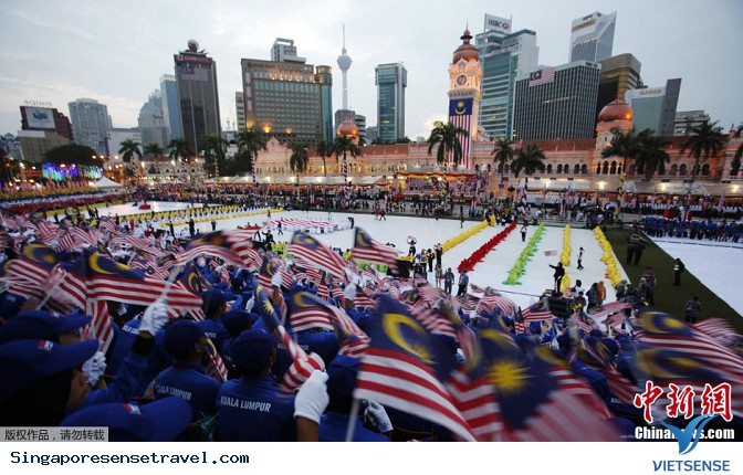 Đến Malaysia tham dự lễ hội lớn nhất trong năm - Ảnh 2 Đến Malaysia tham dự lễ hội lớn nhất trong năm - Ảnh 2