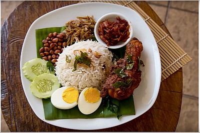 Hai món cơm cực ngon được người dân Singapore ưa chuộng Hai món cơm cực ngon được người dân Singapore ưa chuộng