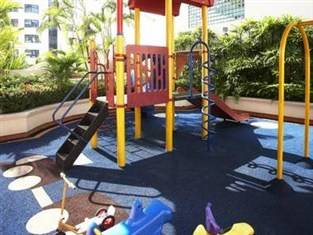 Fraser Place Robertson Walk