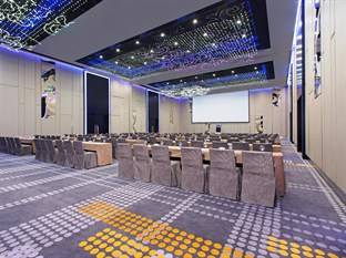 Khách sạn Le Meridien Kuala Lumpur