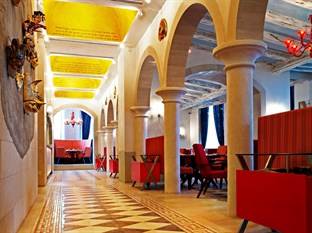 Khách sạn Le Meridien Kuala Lumpur