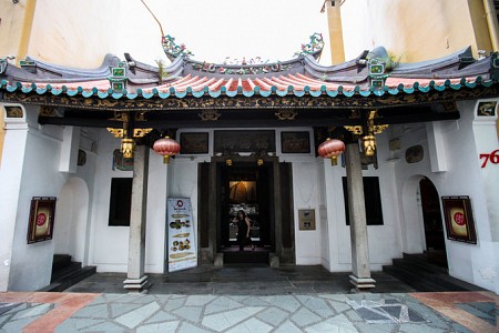 Khách sạn Singapore: độc – lạ khi nằm trong đền cổ