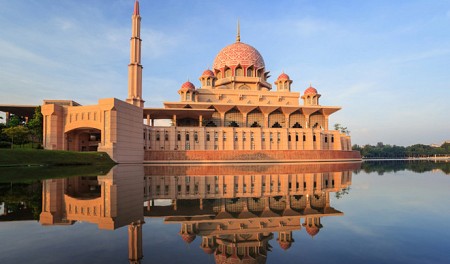Khám phá những công trình tôn giáo đặc sắc của Malaysia