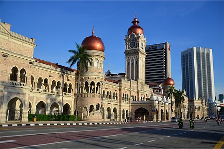 Quảng trường độc lập Merdeka tráng lệ của Malaysia