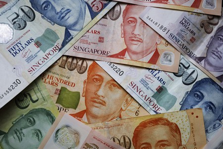 Singapore xài và dùng tiền gì ?