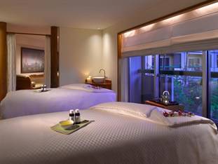 Swissotel The Stamford Hotel