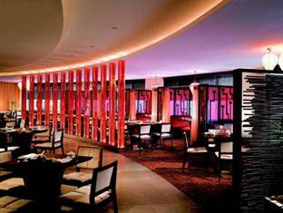 Swissotel The Stamford Hotel