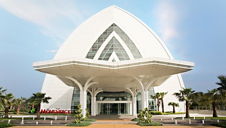 Tới Malaysia thăm khách sạn mái vòm độc đáo