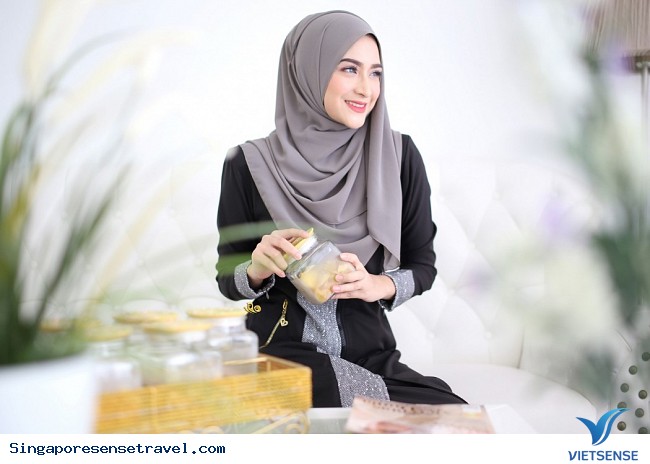 Trang phục truyền thống người Malaysia - Ảnh 3 Trang phục truyền thống người Malaysia - Ảnh 3