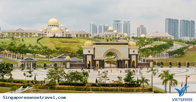 Ghé thăm cung điện hoàng gia của tân vương trẻ nhất Malaysia - Ảnh 3