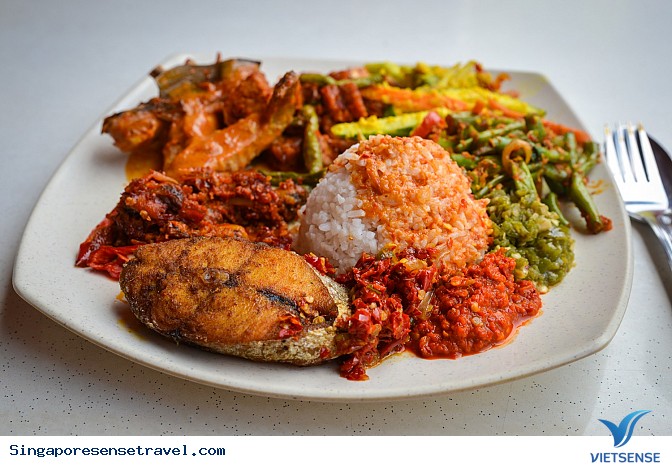 Hai món cơm cực ngon được người dân Singapore ưa chuộng - Ảnh 2 Hai món cơm cực ngon được người dân Singapore ưa chuộng - Ảnh 2