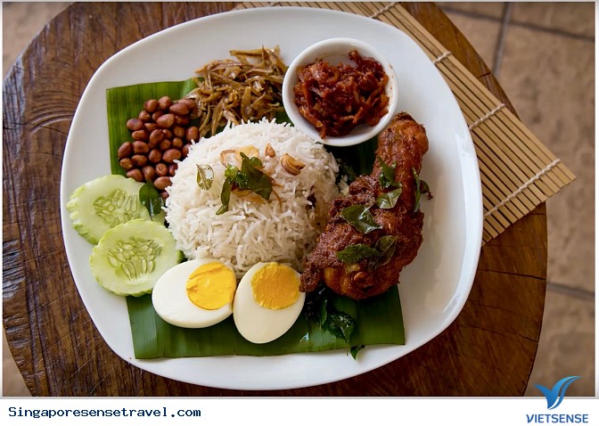 Hai món cơm cực ngon được người dân Singapore ưa chuộng - Ảnh 1 Hai món cơm cực ngon được người dân Singapore ưa chuộng - Ảnh 1