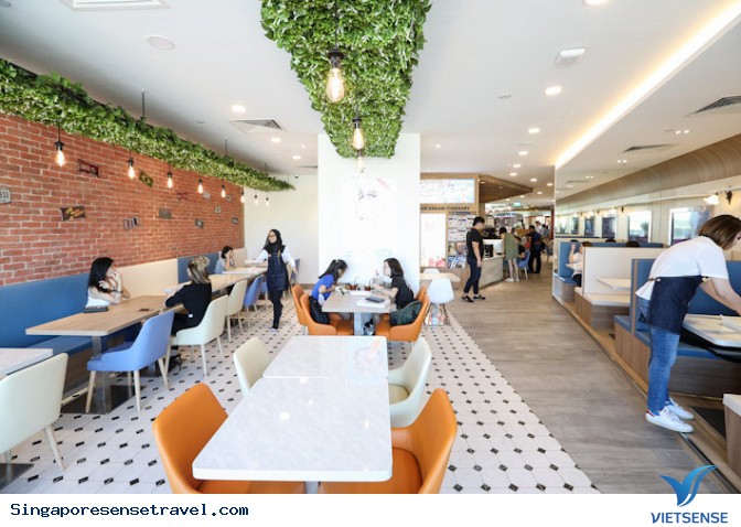 Ngất ngây hương vị gà rán giòn tại Singapore - Ảnh 2 Ngất ngây hương vị gà rán giòn tại Singapore - Ảnh 2