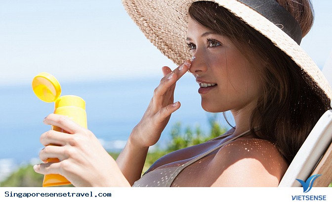 Những món mỹ phẩm không thể thiếu khi tới
 Singapore - Ảnh 1