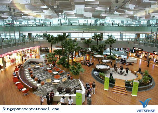 Changi của Singapore: Sân bay tuyệt vời nhất trên thế giới - Ảnh 3