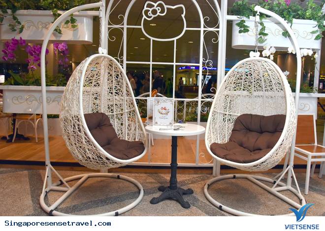 Check in quán Hello Kitty sang chảnh tại sân bay Changi của Singapore - Ảnh 10 Check in quán Hello Kitty sang chảnh tại sân bay Changi của Singapore - Ảnh 10