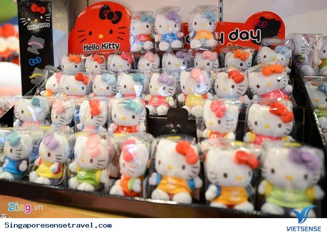 Choáng Ngợp Trước Thị Trấn Màu Hồng Của Mèo Hello Kitty - Ảnh 17