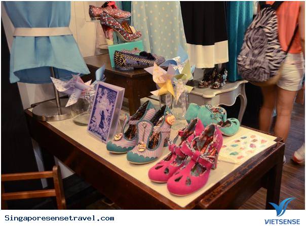 Con đường thời trang cá tính Haji Lane ở Singapore - Ảnh 21