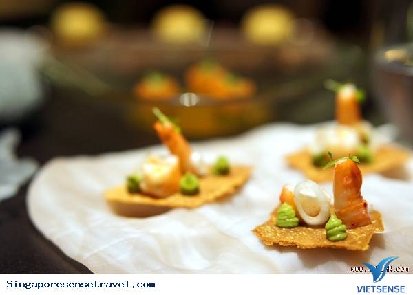 Đến Singapore thì ăn ở đâu ? - Ảnh 1