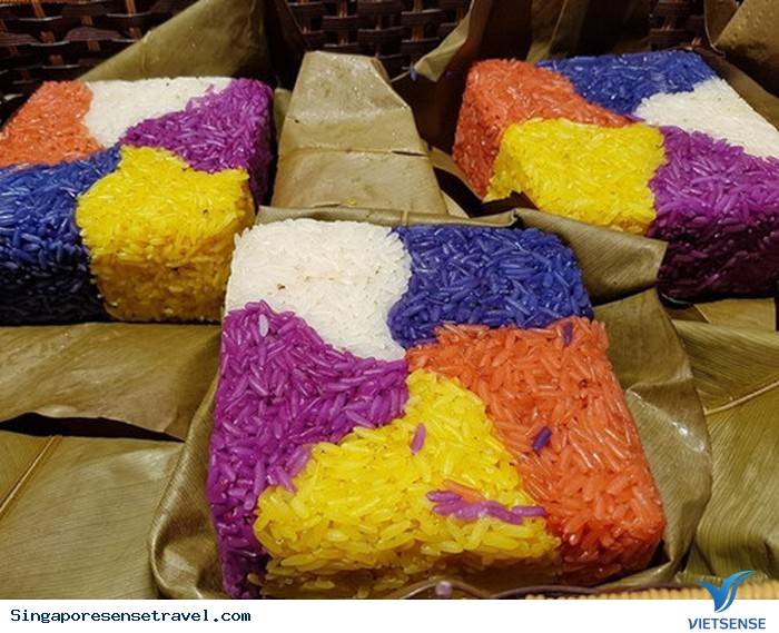 Độc đáo những chiếc bánh chưng ‘’lạ’’ trong tết âm lịch 2019 - Ảnh 1 Độc đáo những chiếc bánh chưng ‘’lạ’’ trong tết âm lịch 2019 - Ảnh 1