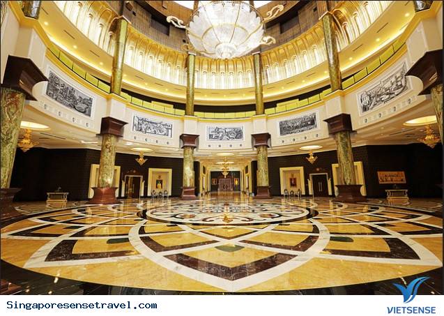 Ghé thăm cung điện hoàng gia của tân vương trẻ nhất Malaysia - Ảnh 4