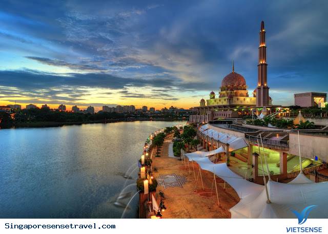 Giới thiệu chung về Putrajaya - Ảnh 1