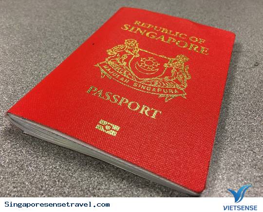 Giấy tờ và vật dụng cần thiết trước chuyến đi Giấy tờ và vật dụng cần thiết trước chuyến đi