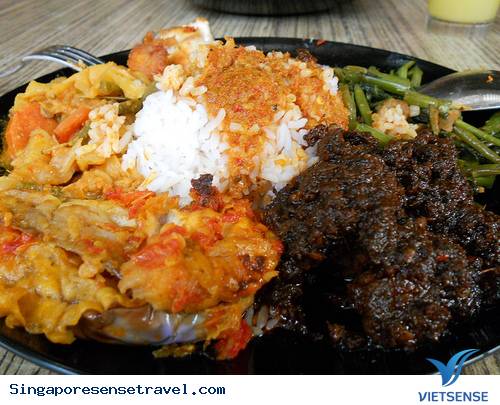 Lạ Miệng Với Cơm Trộn Nasi Padang