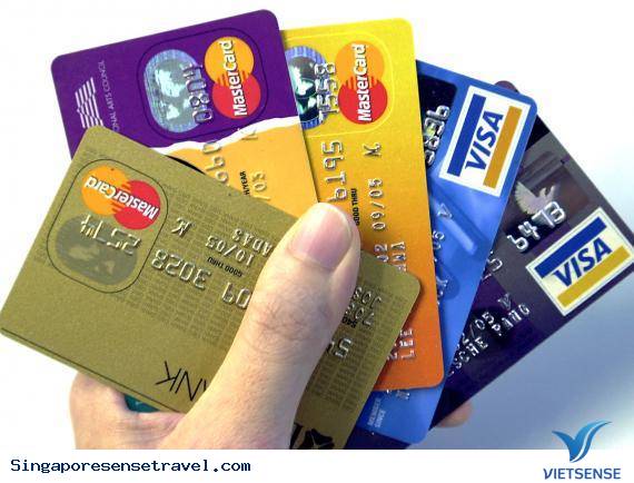 Tiền mặt và thẻ tín dụng