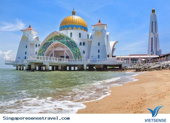 Lựa chọn trang phục phù hợp khi đến Malaysia - Ảnh 2