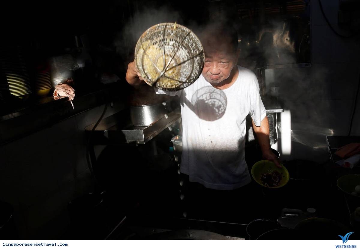 Nỗi lo lắng của đầu bếp Singapore trên đường phố khi nghỉ hưu - Ảnh 8 Nỗi lo lắng của đầu bếp Singapore trên đường phố khi nghỉ hưu - Ảnh 8