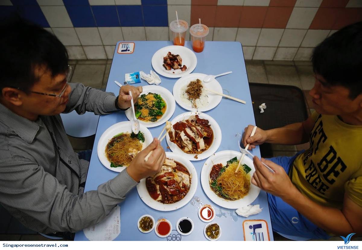 Nỗi lo lắng của đầu bếp Singapore trên đường phố khi nghỉ hưu - Ảnh 1 Nỗi lo lắng của đầu bếp Singapore trên đường phố khi nghỉ hưu - Ảnh 1