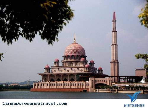 Putrajaya - Niềm tự hào của người dân Malaysia - Ảnh 2 Putrajaya - Niềm tự hào của người dân Malaysia - Ảnh 2