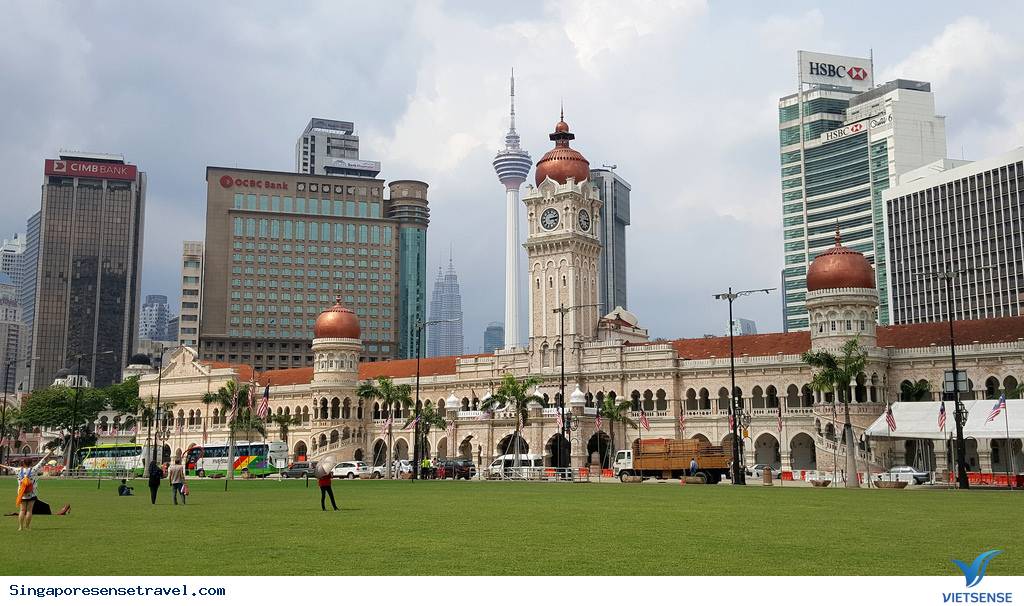 Quảng trường độc lập Merdeka tráng lệ của Malaysia - Ảnh 3 Quảng trường độc lập Merdeka tráng lệ của Malaysia - Ảnh 3