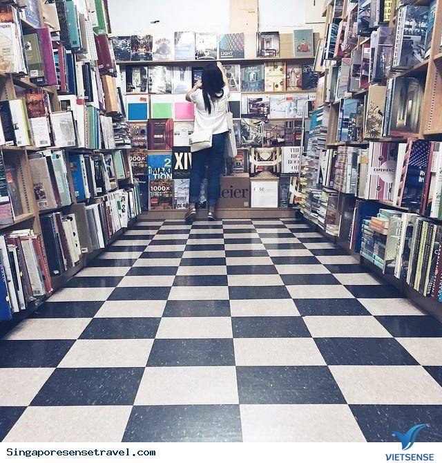 Thử Cảm Giác Bản Địa Khi Ghé Thăm Các Bookstore Tuyệt Đẹp Tại Singapore - Ảnh 2