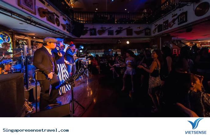 Giới thiệu chung về quán vầ phê Hard Rock - Ảnh 3