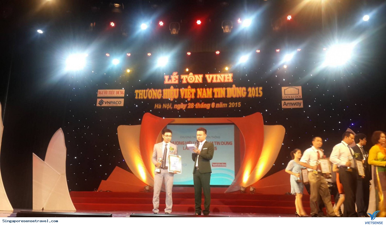 VietSense Travel: Chặng đường 9 năm và những giải thưởng danh giá - Ảnh 4 VietSense Travel: Chặng đường 9 năm và những giải thưởng danh giá - Ảnh 4